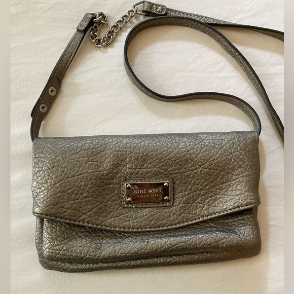 Nine West Metallic Gray Crossbody Bag - Picture 3 of 10